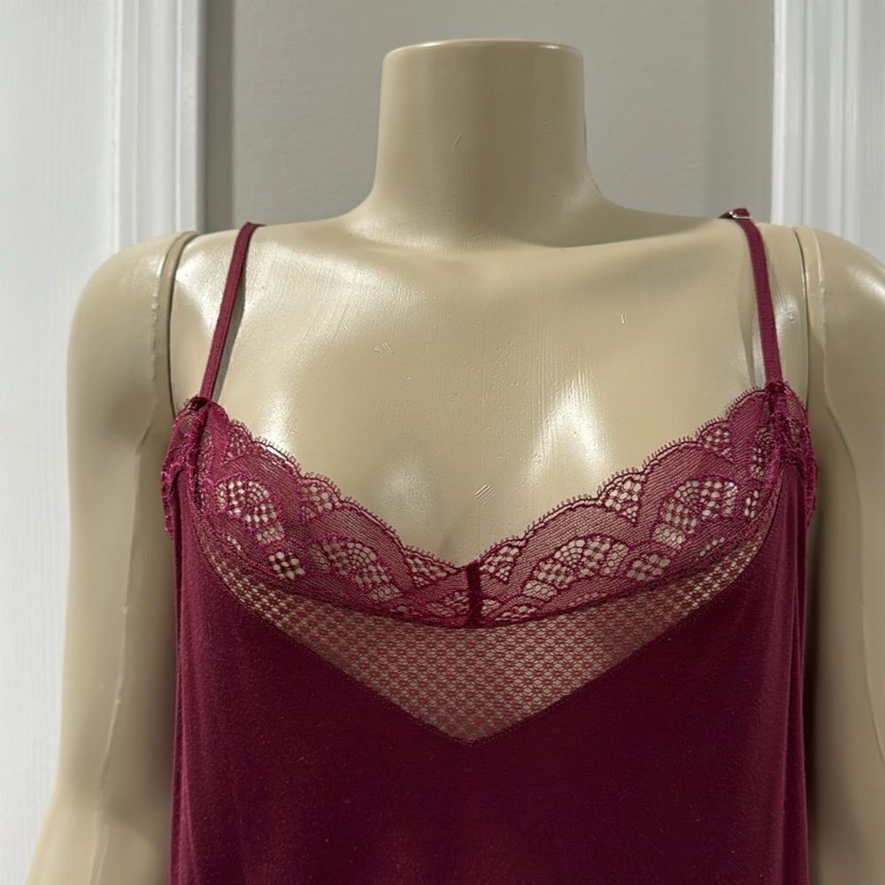 HANRO  LACE CHEMISE - Picture 4 of 6